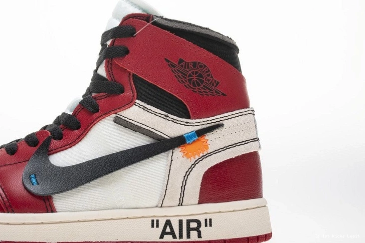 1 retro Jordan  chicago AA3834-101 NIKE Air OWT 0524